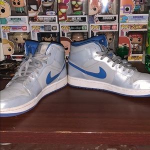 air jordan 1 mid wolf grey sport blue